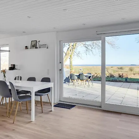 Holiday home Stunning In With House A Panoramic View Hadsund
